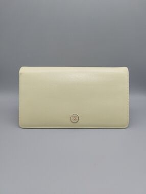 💛CHANEL Classic Authentic Wallet/Clutch💛